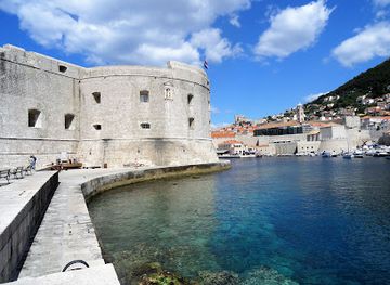 croatia/dubrovnik/ploce/attraction/tvrdava-svetog-ivana