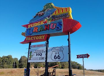 missouri/northeast-missouri/attraction/uranus-missouri-towne-center