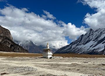 nepal/manaslu-circuit/attraction/pung-gyen-gompa