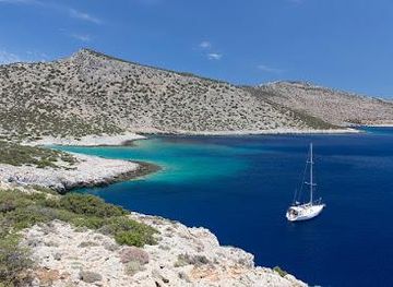 greece/mykonos/attraction/xanemo-sailing