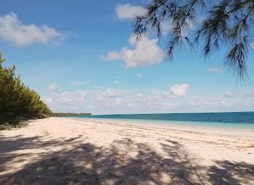 the-bahamas/eleuthera-island/attraction/cave-point-beach