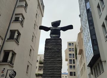 france/paris/attraction/le-grand-assistant