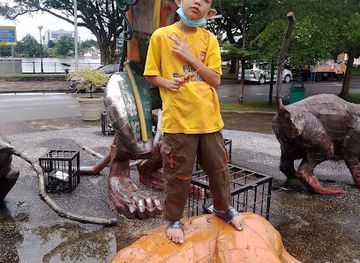 malaysia/kuching/attraction/tebingan-sungai-bintangor