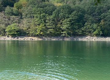 luxembourg/upper-sure-natural-park/attraction/lac