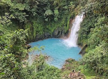 costa-rica/la-fortuna/attraction/catarata-rio-celeste