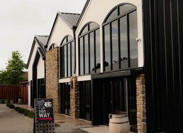 canada/niagara-falls/attraction/big-head-wines