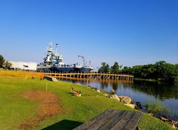 north-carolina/cape-fear-coast/attraction/wilmington-riverwalk