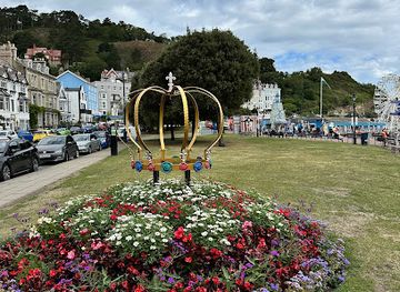 united-kingdom/llandudno/attraction/prince-edward-square