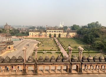 india/uttar-pradesh/attraction/bara-imambara