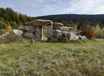 germany/fichtel-mountains/attraction/stonehenge-bischofsgrun