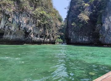 thailand/krabi/attraction/hong-island-tour