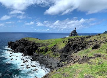 brazil/fernando-de-noronha/attraction/trilha-da-praia-da-caieira