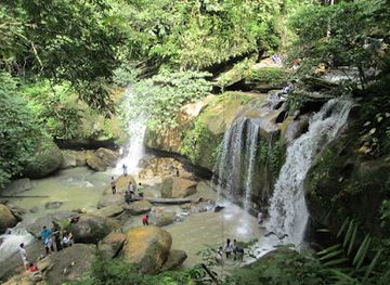 indonesia/north-sumatra/attraction/waterfall-pelangi-indah