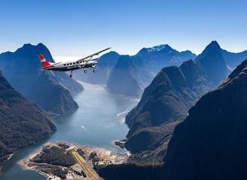 new-zealand/queenstown/attraction/milford-sound-scenic-flights