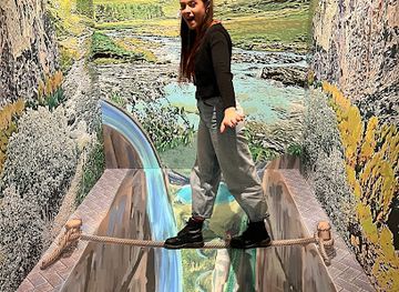 spain/valencia/attraction/iluziona-museum-a-100-metros-de-primark