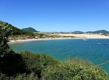 brazil/florianopolis/attraction/praia-dos-ingleses