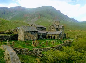 armenia/syunik/attraction/vorotnavank-church