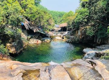 vietnam/hue/attraction/bo-ghe-waterfall