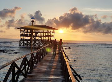 philippines/caraga/attraction/cloud-9-surfing-area