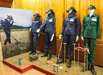 laos/phou-bia/attraction/mag-uxo-visitor-information-centre-phonsavan