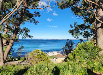 Hyams Beach trail