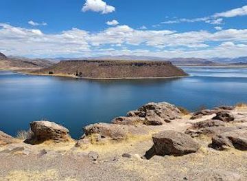 peru/puno/attraction/lake-umayo