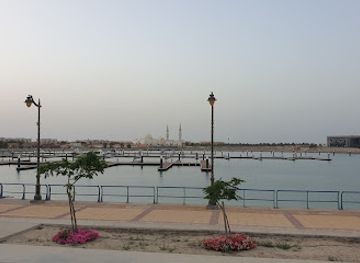 saudi-arabia/al-jubail/attraction/fanateer-beach