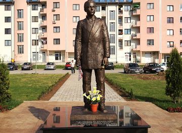 bosnia-and-herzegovina/bosnian-podrinje-canton/attraction/gavrilo-princip-monument