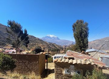 bolivia/yungas-road/attraction/laguna-uni