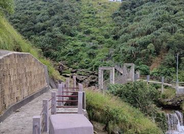 india/meghalaya/attraction/riatnohkhlieh-view-point-sohra