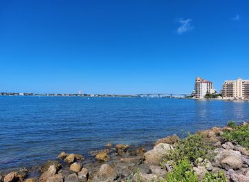 florida/nature-coast/attraction/bayfront-park