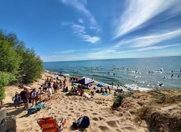 michigan/holland-state-park/attraction/tunnel-park