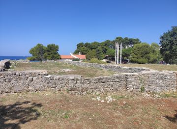 croatia/porec/attraction/ruins
