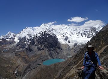 peru/vilcabamba-trek/attraction/san-antonio-pass