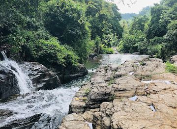 sri-lanka/kegalle-district/attraction/kumari-falls-bath-place