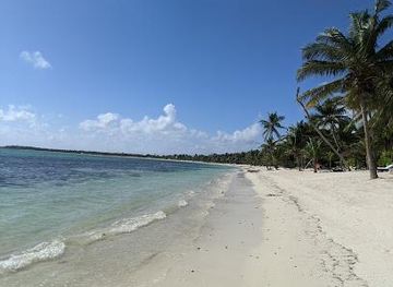 mexico/tulum/attraction/bahia-soliman