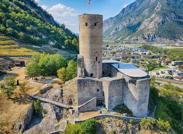 switzerland/valais/attraction/la-batiaz-castle