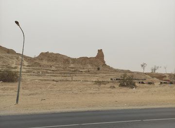 tunisia/chott-el-jerid/attraction/rocher-du-sphinx