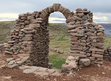 peru/puno/attraction/amantani