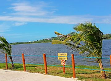 colombia/barranquilla/attraction/lago-del-cisne