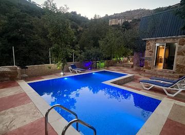 lebanon/aley/attraction/avocado-pool