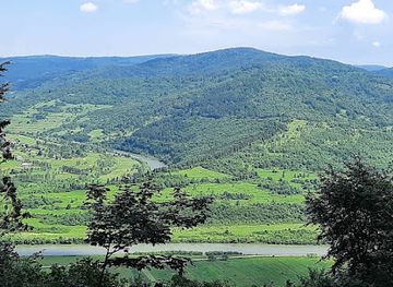 ukraine/skole-beskids/attraction/hora-heroyiv-nebesnoyi-sotni