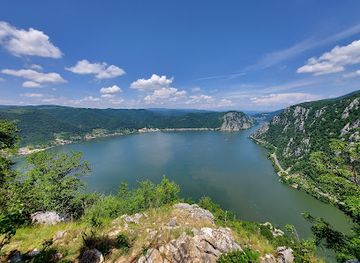 romania/caras-severin/attraction/vedere-de-pe-ciucaru-mare