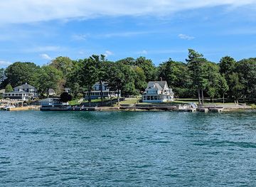 new-york/thousand-islands/attraction/1000-islands-kayaking-co