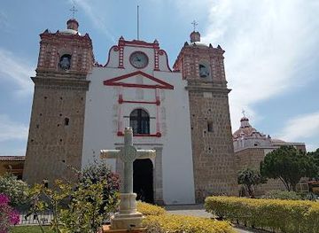 mexico/oaxaca/attraction/templo-de-santa-maria-de-la-asuncion-tlacolula