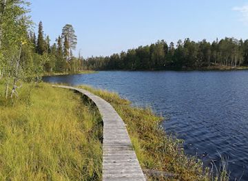 finland/lapland/attraction/ahvenlampi-campfire-place