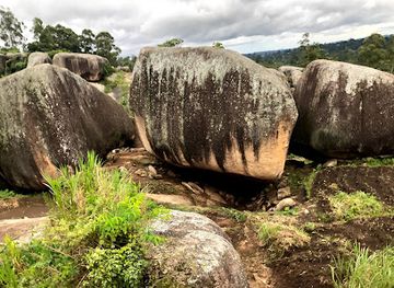 cameroon/south-west-region/attraction/grotte-fovu-baham