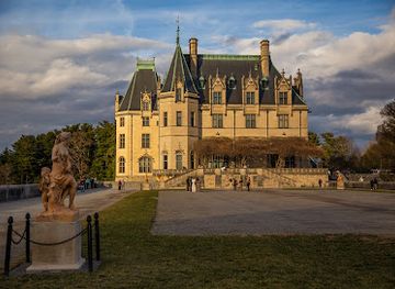 north-carolina/asheville/biltmore-village/attraction/biltmore