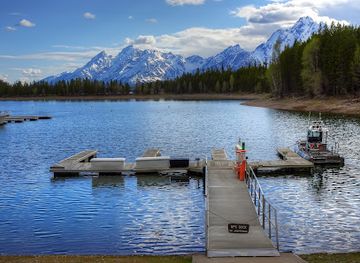 wyoming/grand-teton-national-park/attraction/colter-bay-visitor-center