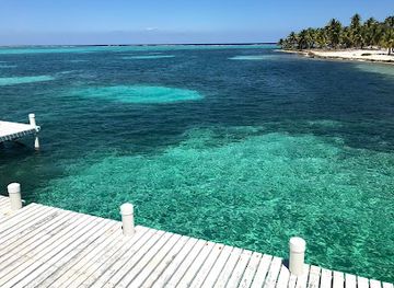 belize/lighthouse-reef-atoll/attraction/lighthouse-reef